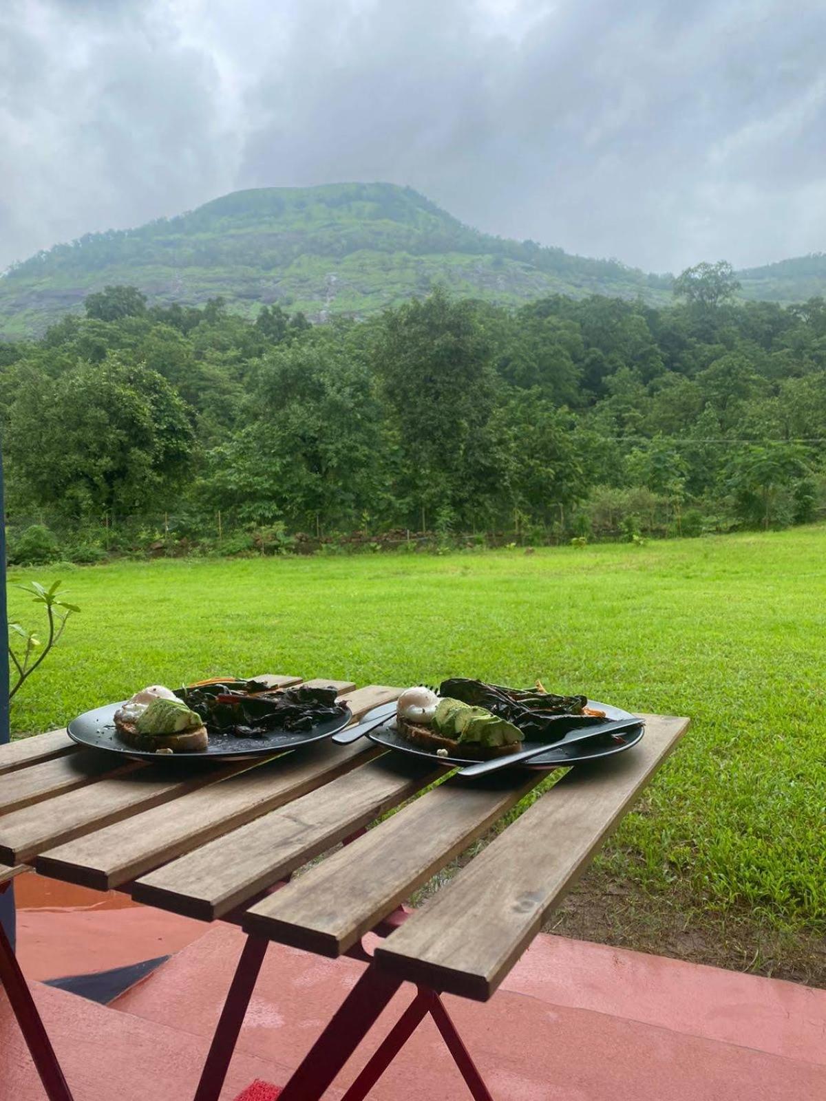 King'S Landing Villa Karjat Exteriör bild