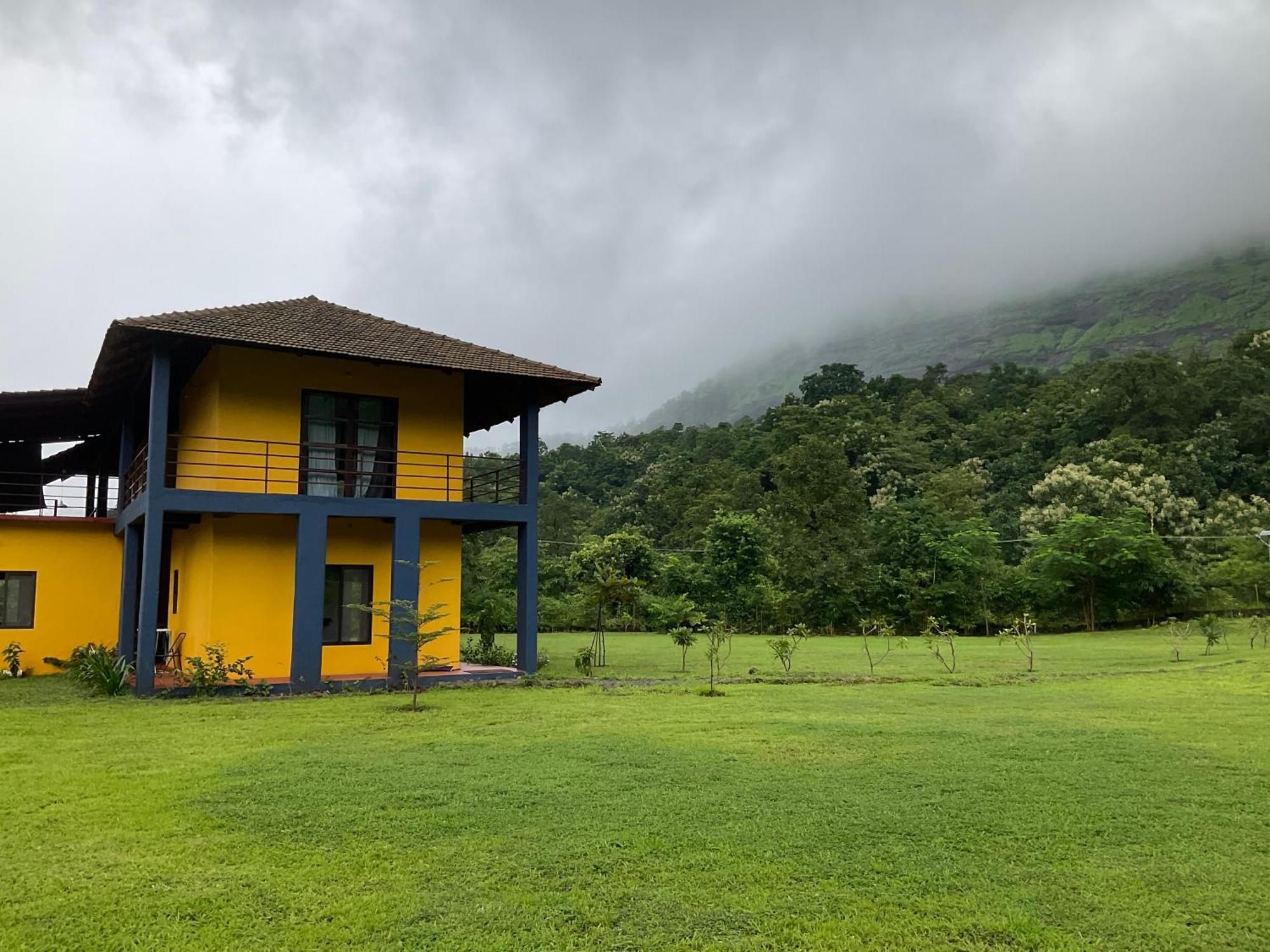 King'S Landing Villa Karjat Exteriör bild